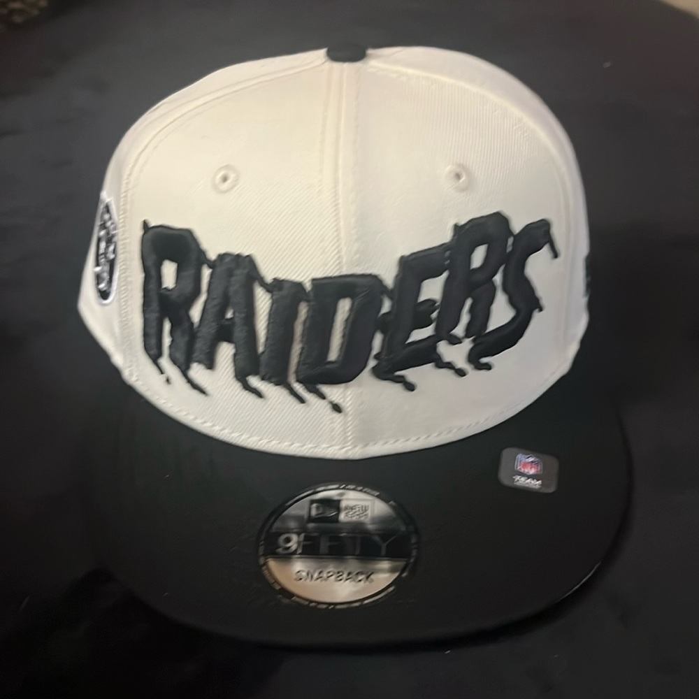 Raiders 9Fifty SnapBack cap hat, new no tags